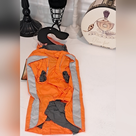 2 Dog Winter Jackets and 1 Dog Rain Jacket Size Small NWT - Picture 3 of 12